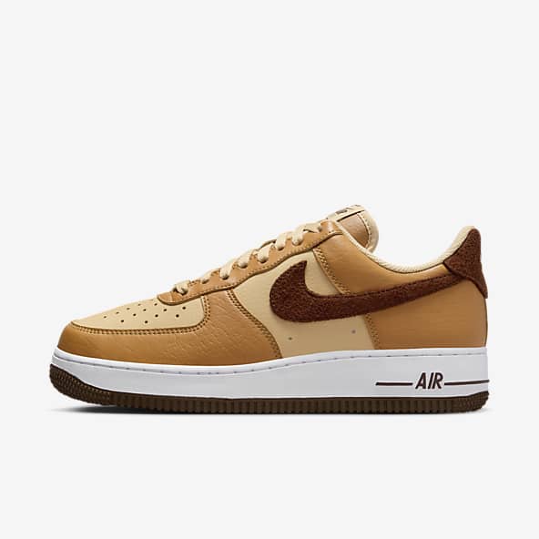 Brown Air Force 1 Footwear. Nike FR